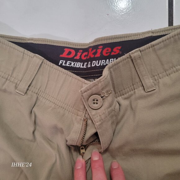 Dickies Mens Khaki Cargo Pants 30x32 Flexible & Durable Cotton/Spandex - Picture 2 of 11